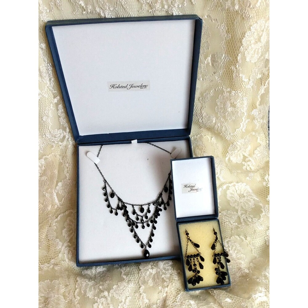 Holsted Jewelers® Vintage Black Beaded Chain Multi Drop Design W/ Earrings